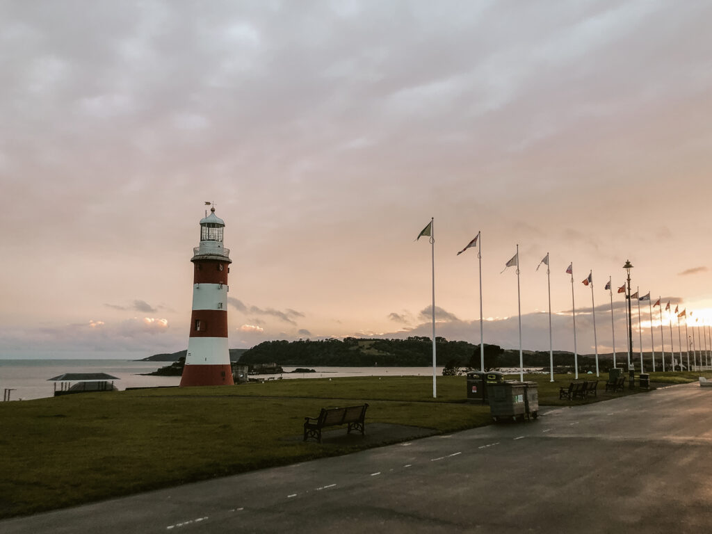hoe park plymouth sunset lighthouse
